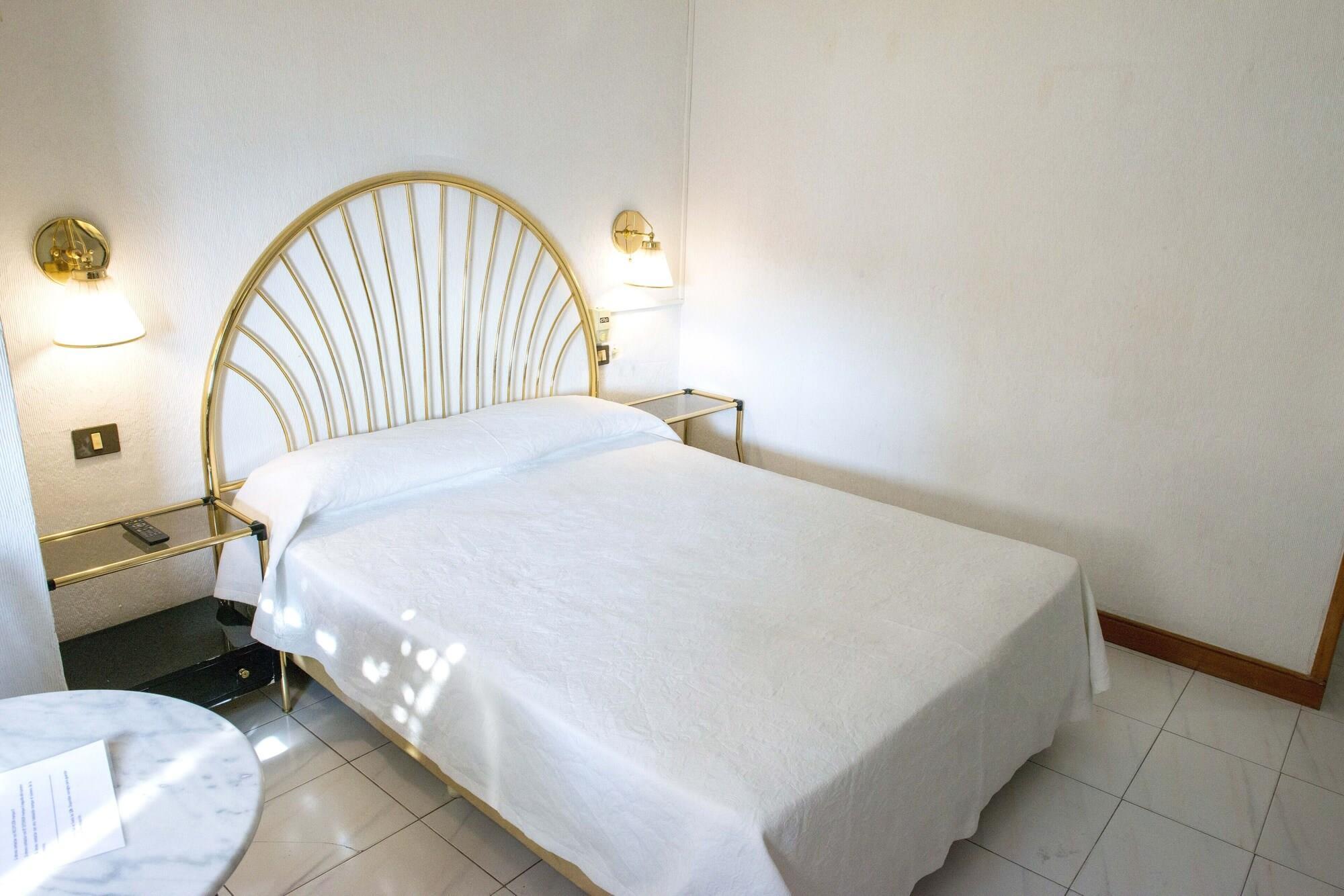 Hotel Atlantico Centro Санта-Крус-де-Тенерифе Экстерьер фото