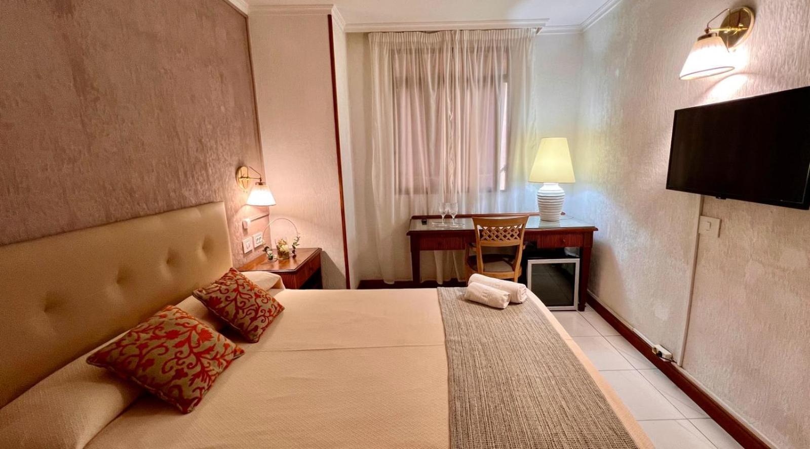 Hotel Atlantico Centro Санта-Крус-де-Тенерифе Экстерьер фото